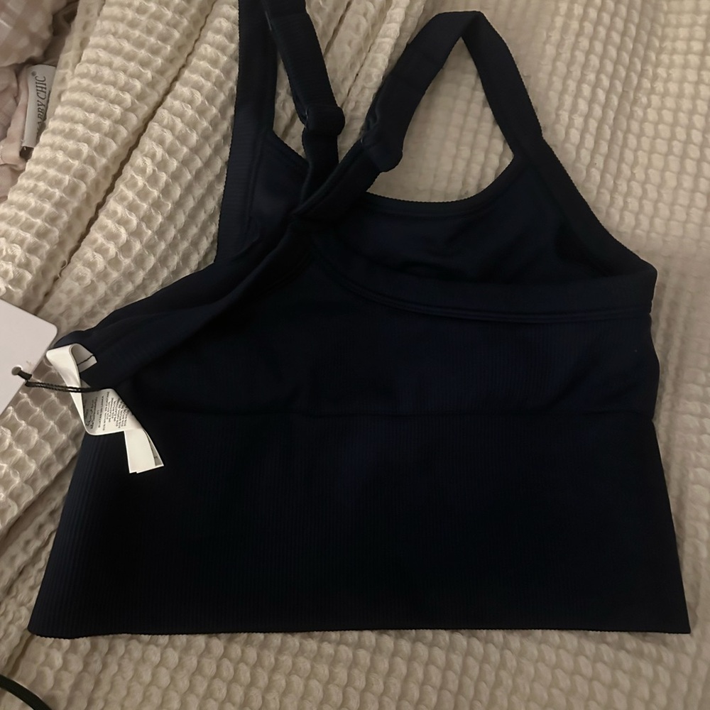 Alo Seamless Ribbed Favorite Bra in XS, Navy